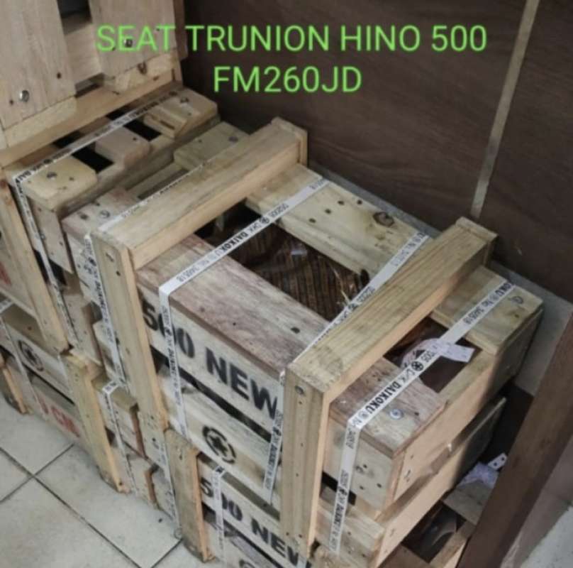 Promo Seat Trunnion S4950ew013 & Ew020 Hino 500 Fm 260 Jdmerek Daikoku