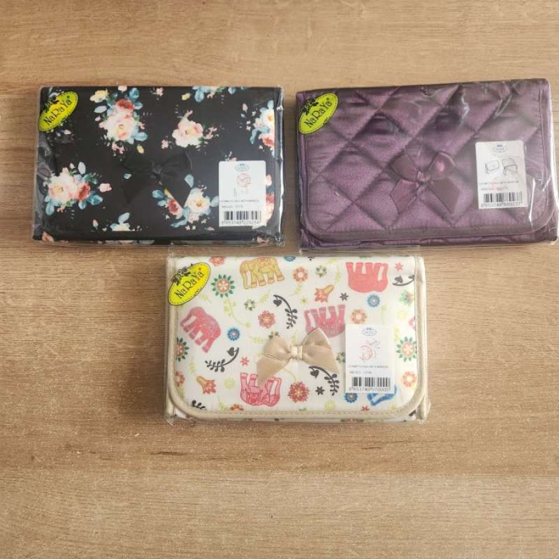 Naraya cosmetic bag with mirror on sale