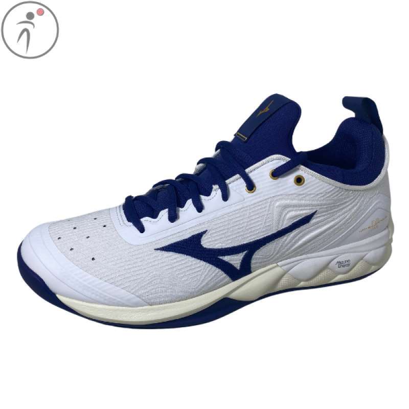 Distributor sepatu mizuno original store