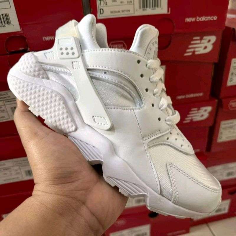 Harga Nike Huarache Original Terbaru Desember 2024
