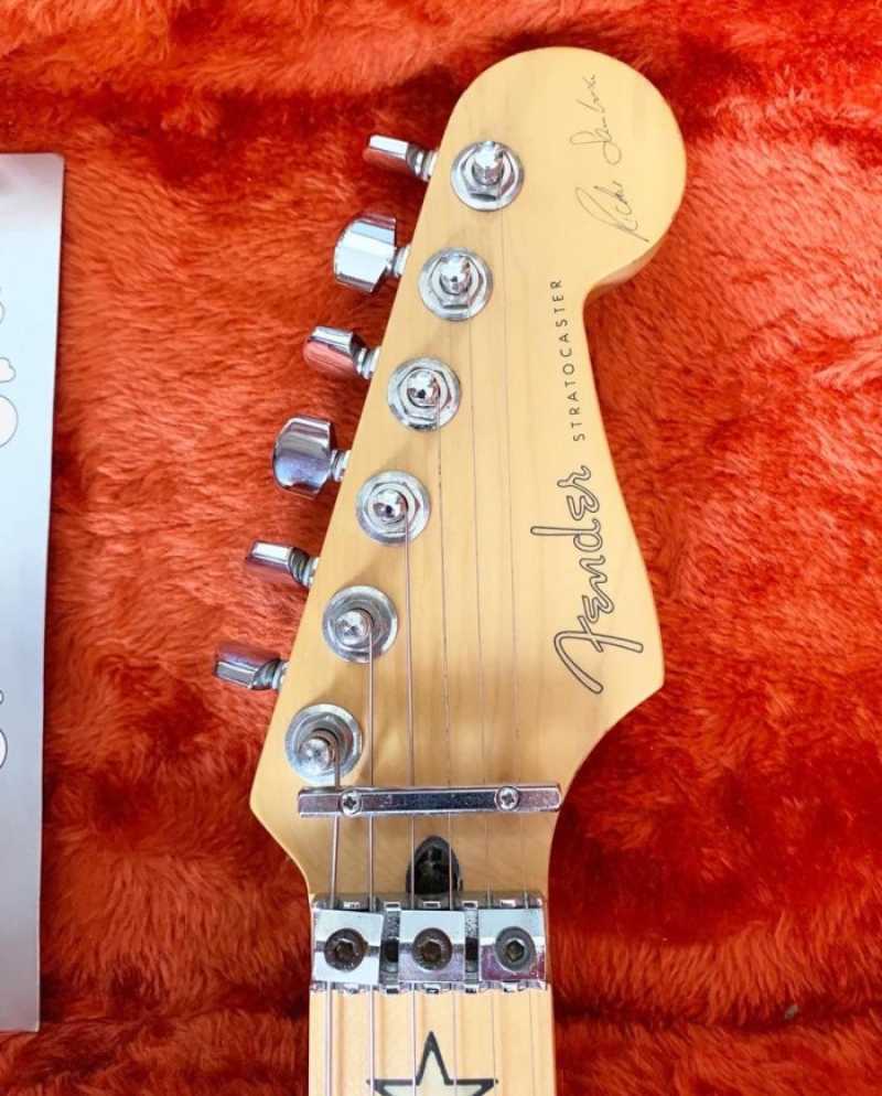 Jual Fender Stratocaster Richie Sambora Signature Di Seller Plaza