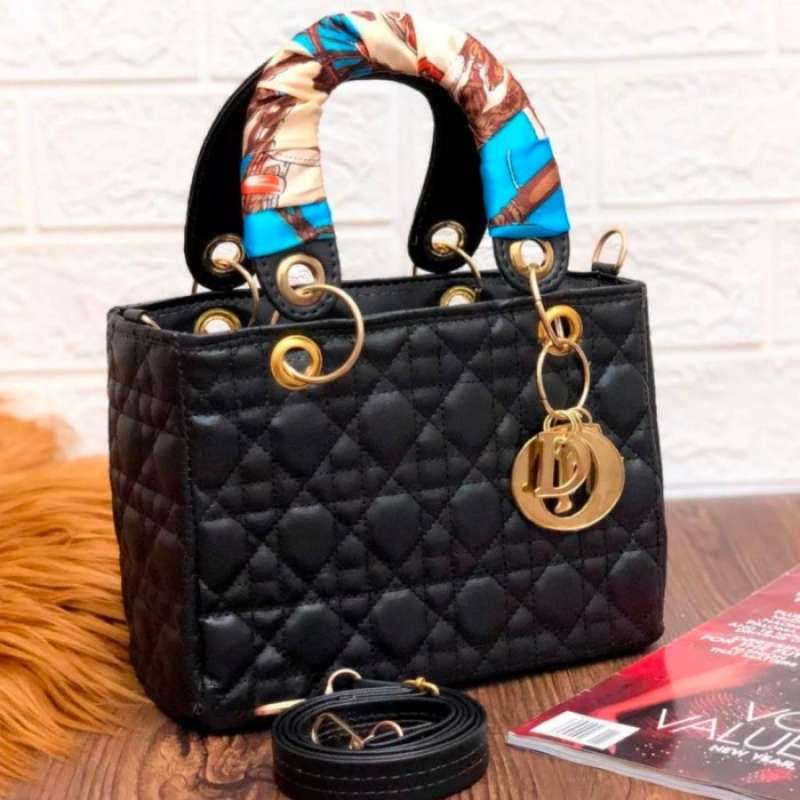 Jual Sling Bag Dior Wanita Model Premium Terbaru Harga Murah November 2024