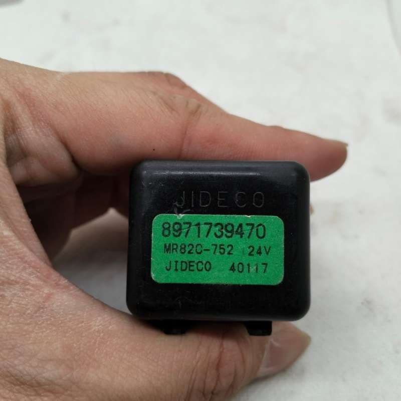 Relè Candele Preriscaldamento 12V Per Isuzu – 5 Pin, Codice 8971739510, Ricambio Di Qualità