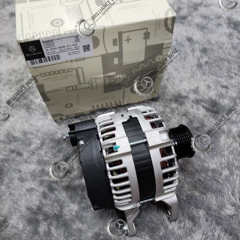 Alternator - Mercedes Benz / 2.0L / C300 / C350e / GLC300 / GLC350e | 0009067703