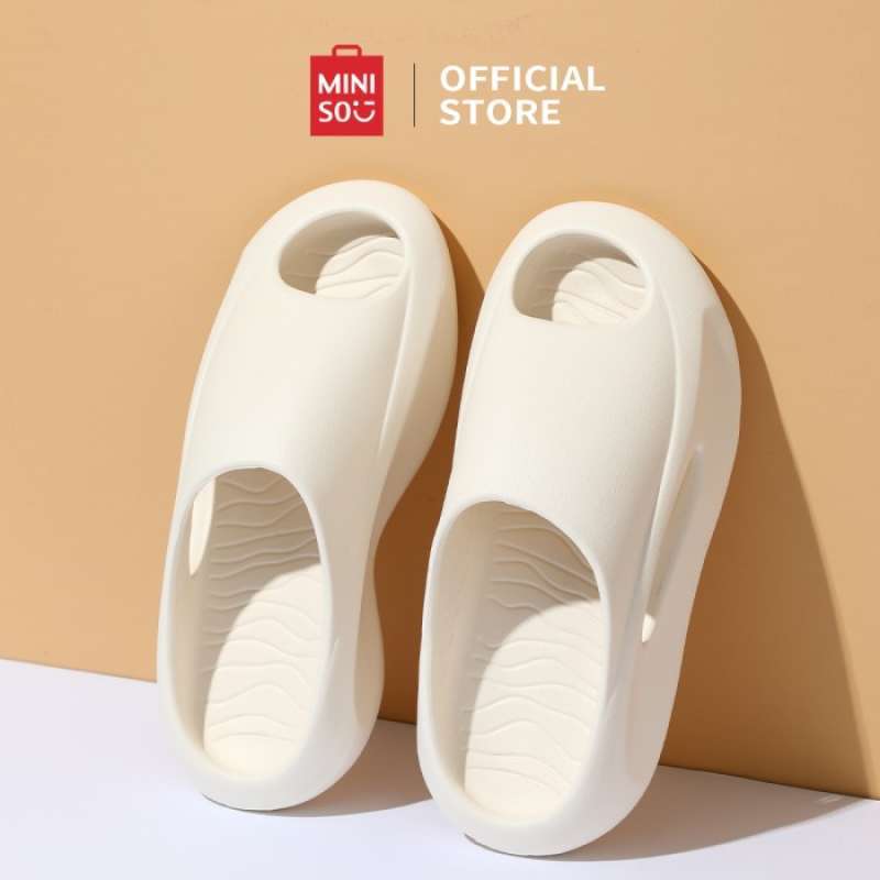 Jual Miniso Sandal Pria Fashion Sport Slippers Sendal Wanita Dan Pria Eva Beige 43 44 Di Seller Wd store Kp. Utan Rt 10 09 No. 98. Cengkareng Timur masuk Dari Gang Samping Skolahan