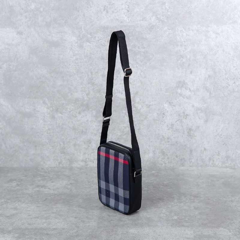 Harga burberry bag clearance
