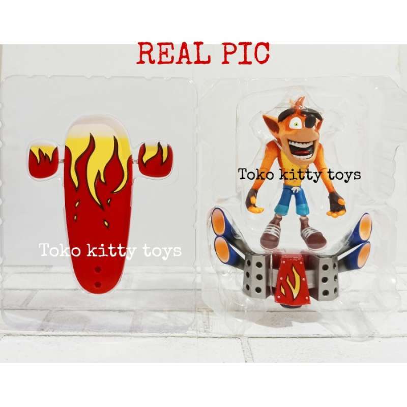 NECA Crash Bandicoot Action Figure Deluxe: Con Hoverboard Da 20 Cm! - 2