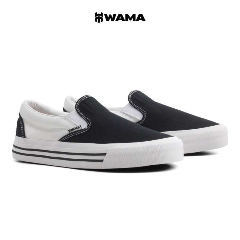 Sepatu slip on lokal store