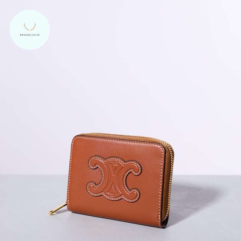 Jual Celine Cuir Triomphe Compact Zipped Wallet In Tan
