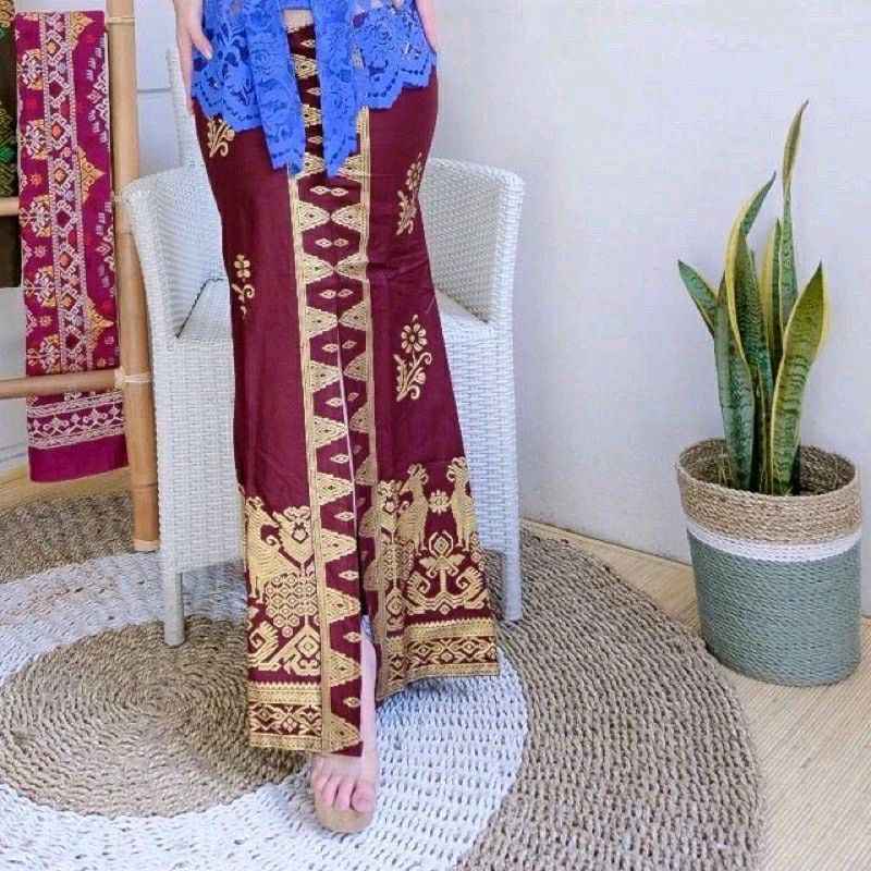 Jual Rok Duyung Bahan Katun Print Bali Marun Merak S Di Seller