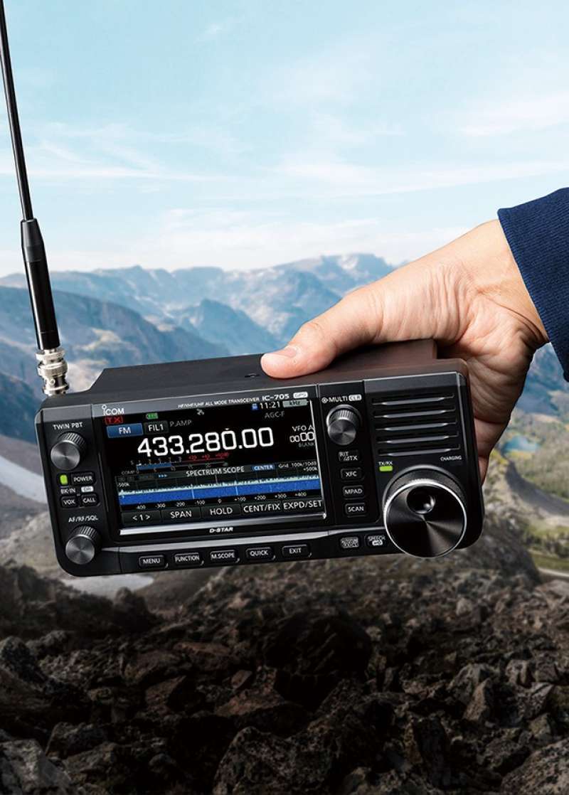 Jual Icom Ic-705 All Mode Portable Radio Rig 10w Gps Ssb Hf Vhf Uhf ...