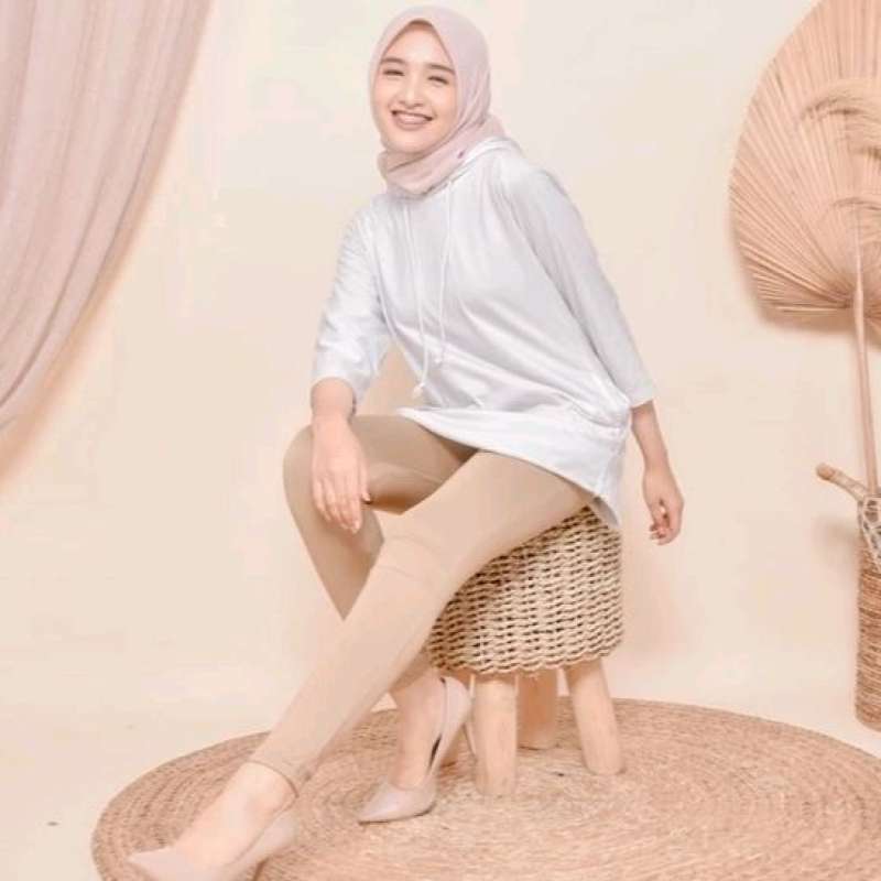 Külotsiz qattiq leggingslarda