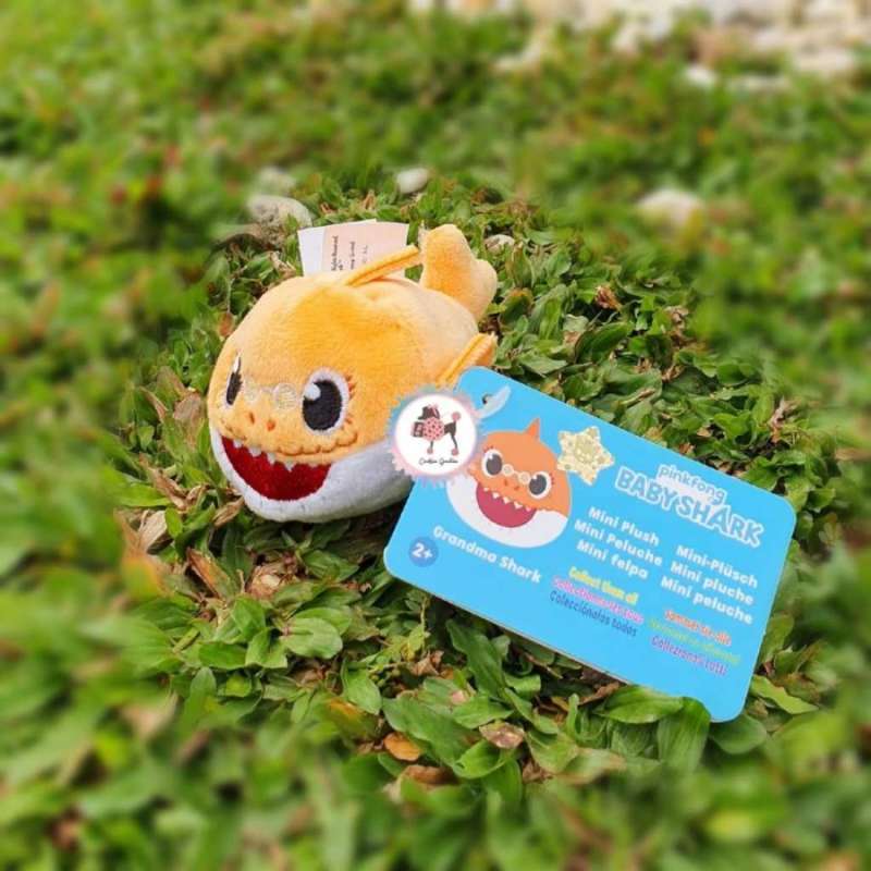 Pinkfong Baby Shark Mini Plush Doll