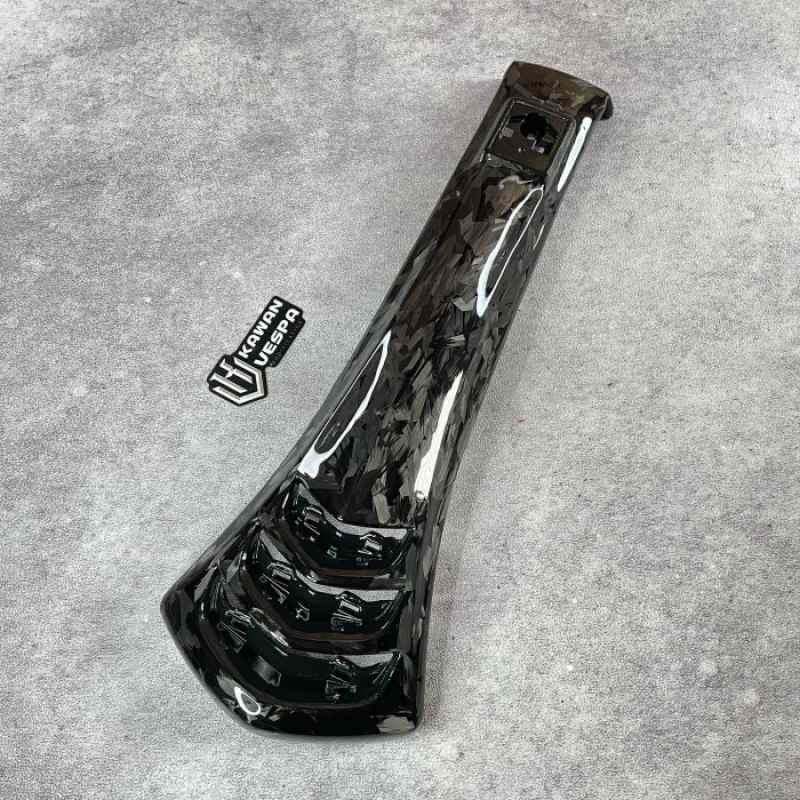 Promo Horn Cover Dasi Carbon For Vespa GTS iGet Facelift Diskon