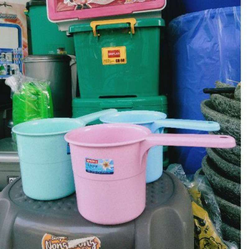 Jual Lion Star -gl-15 Deluxe Water Scooper 1.5 Litres Gayung Mandi ...