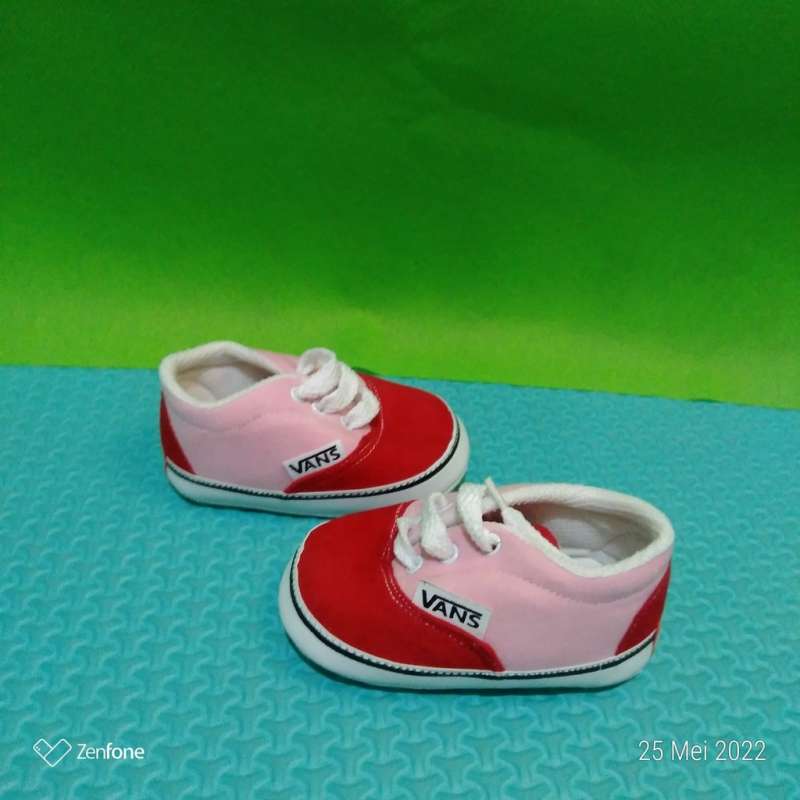 Vans murah 2025