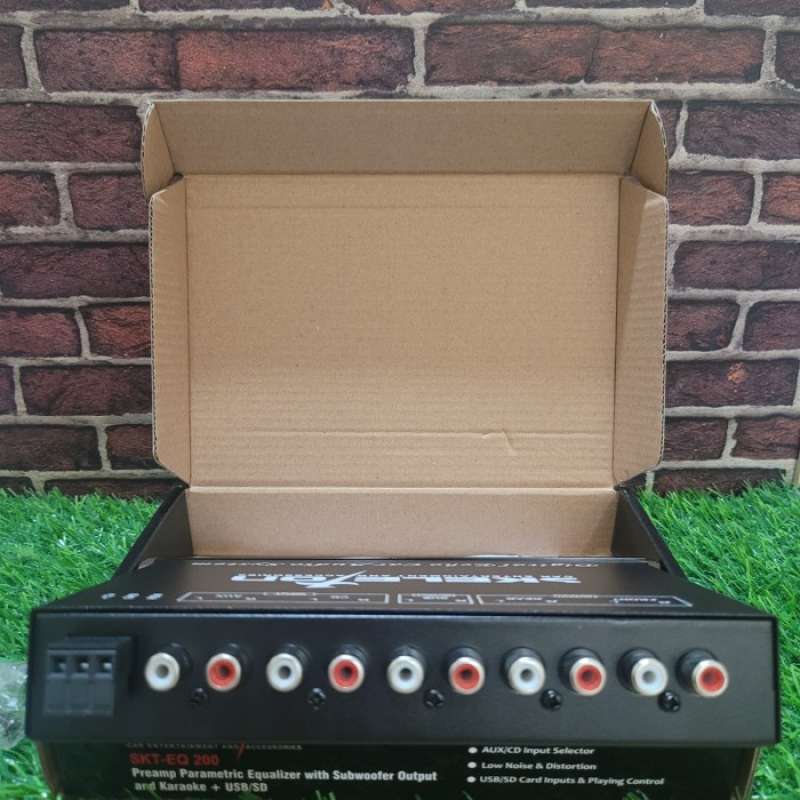 Promo PARAMETRIC CAR EQUALIZER SKELETON SKTEQ200 SAESAW Diskon