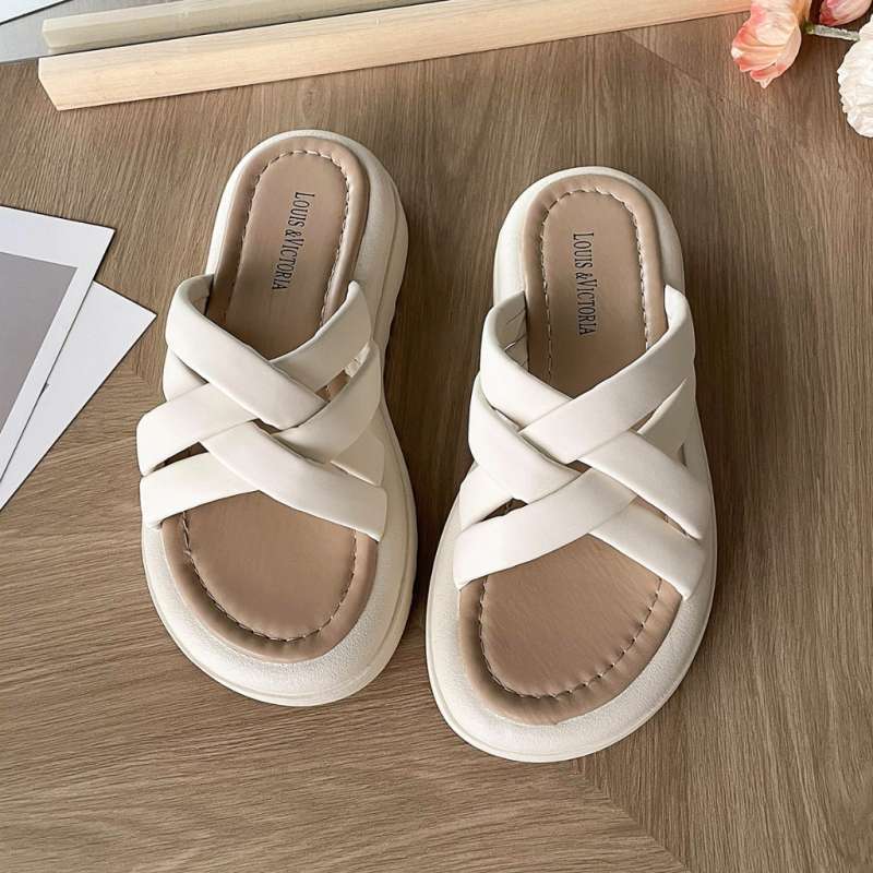 Wedges casual wanita outlet