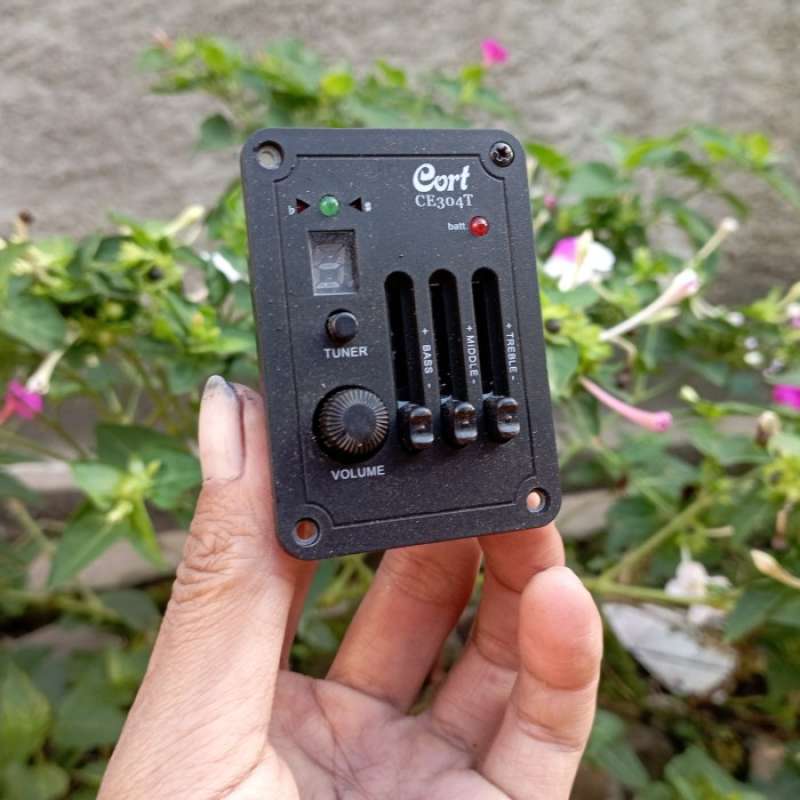 Jual Preamp Equalizer Gitar Akustik Cort Ce304t With Tuner Di Seller ...