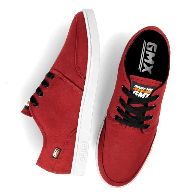 harga sepatu geoff max footwear