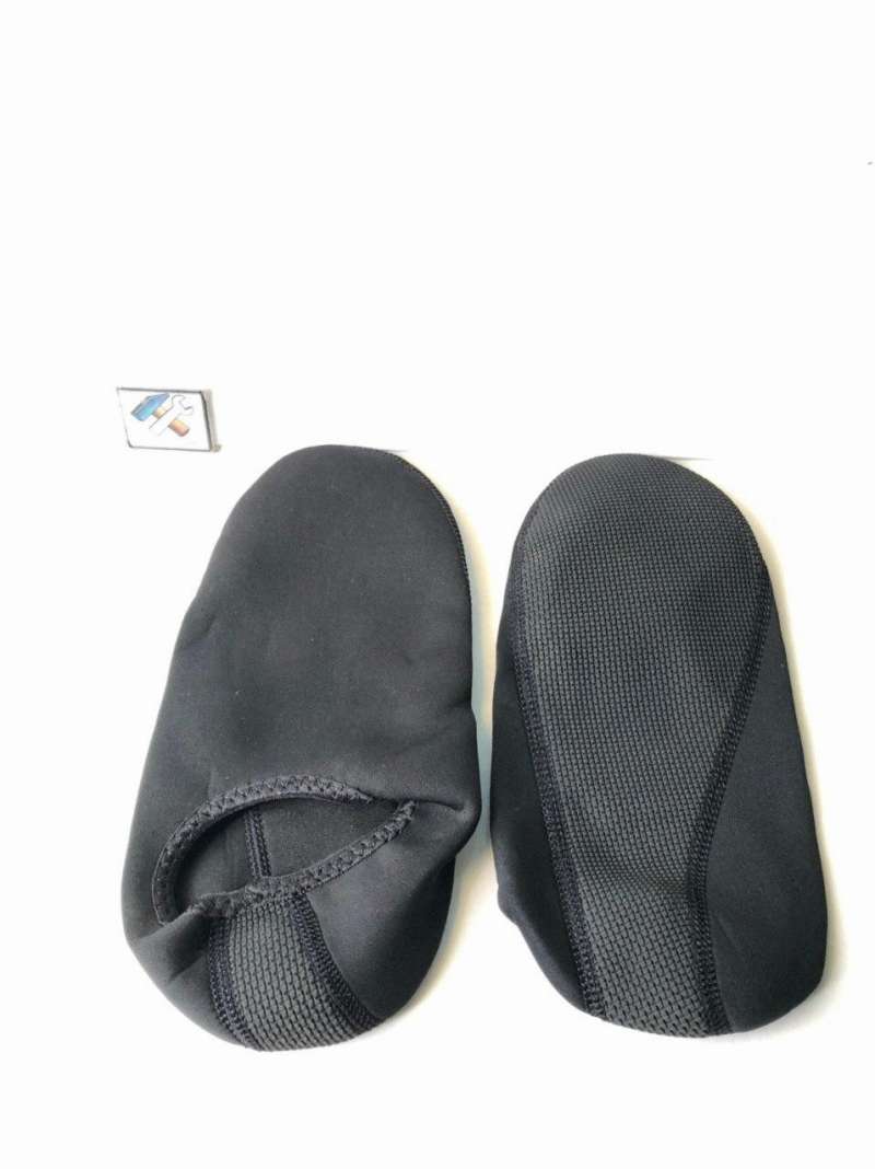 Jual Sepatu Sandal Pantai Berenang Anti Slip Dan Anti Air Ringan