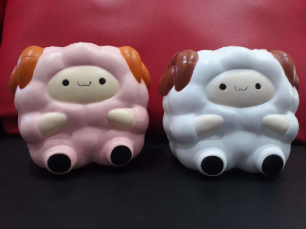 Squishy jumbo pat pat on sale zoo