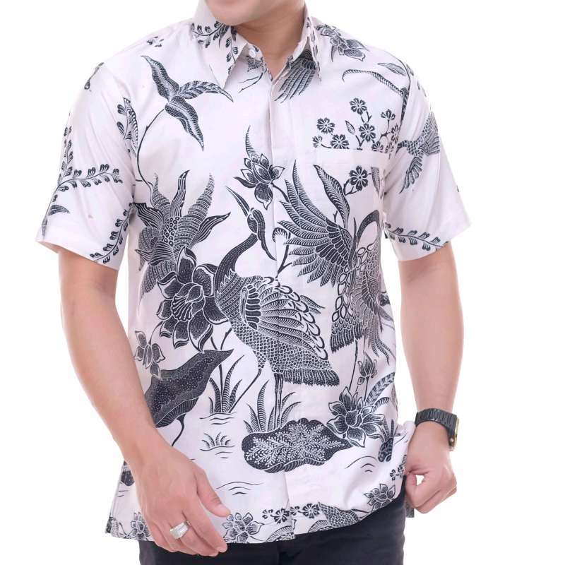 kemeja batik tulis kain satin pria lengan pendek dalam lapis furing mewah elegan motif burung Cendana
