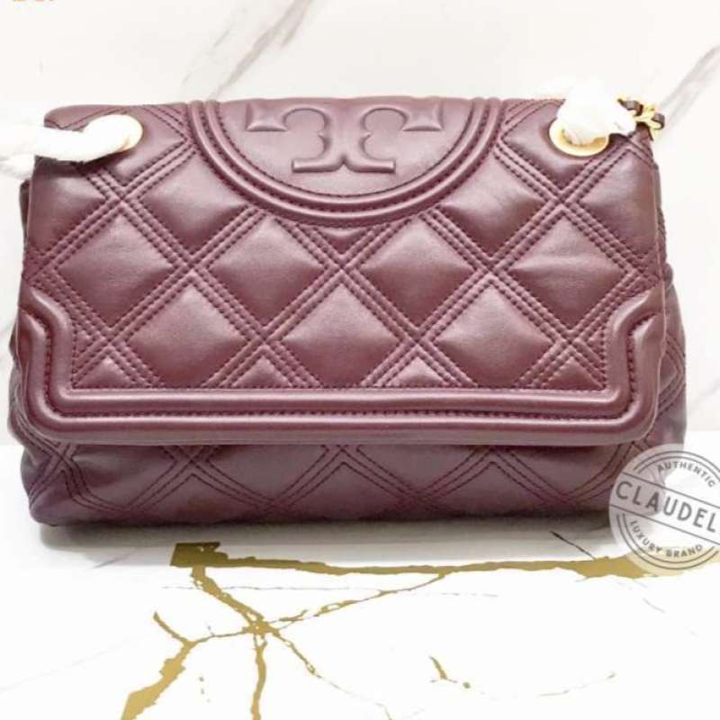 TORY Burch Fleming Soft Convertible Shoulder Bag in Claret