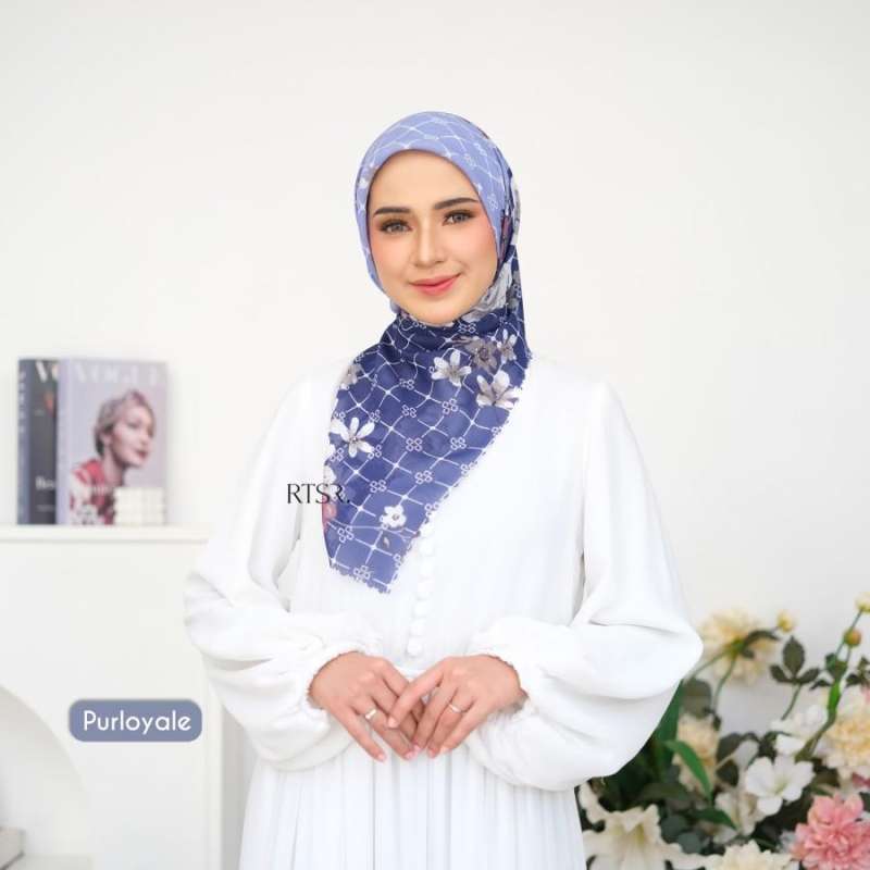 hijab motif lv