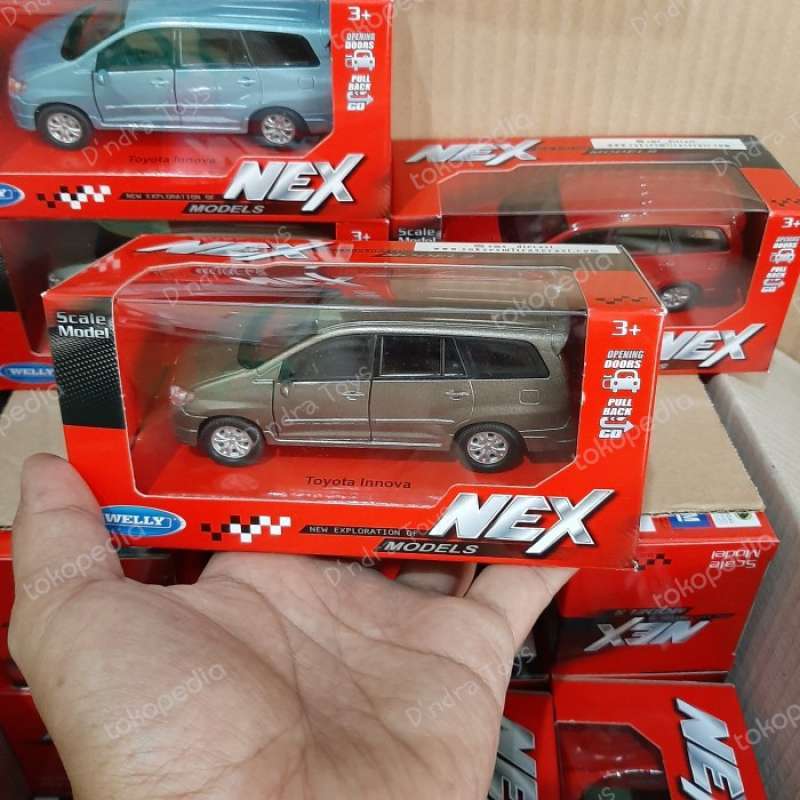 Jual Diecast Welly Toyota Innova Miniatur Mobil Mobilan Besi Hadiah Kado Cokelat Di Seller Lutofia Rawa Buaya Kota Jakarta Barat Blibli