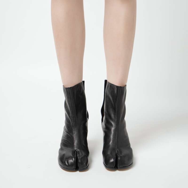 Jual Maison Margiela Tabi 60 Leather Ankle Boots Black Di Seller - Main Image