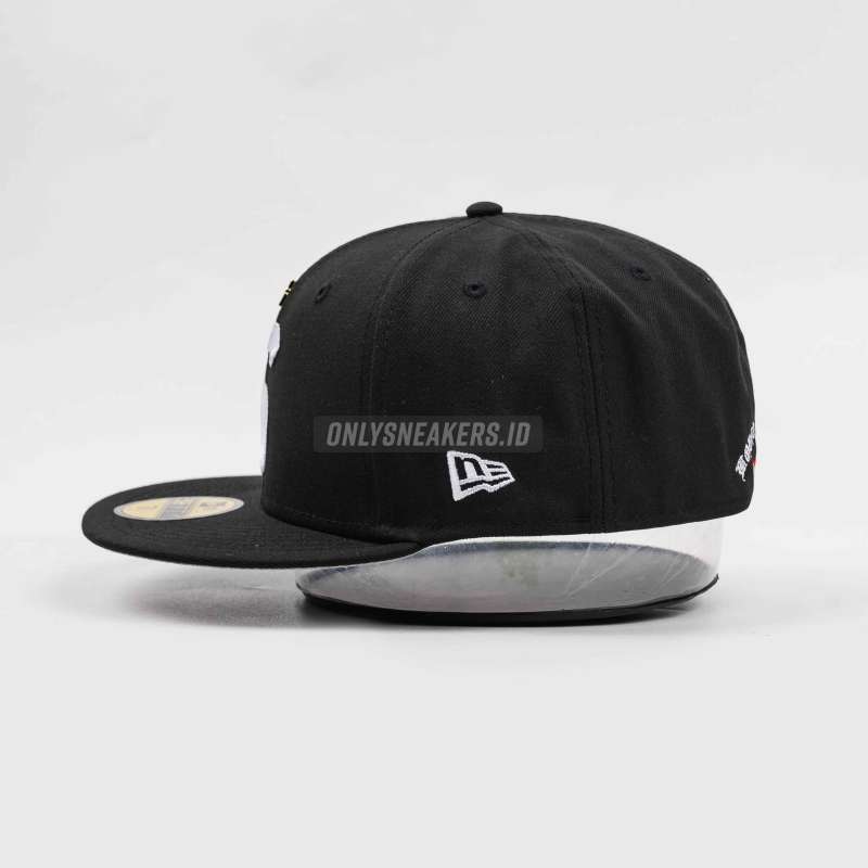Supreme Gold Cross S Logo New Era Fitted Hat Black - SS24 - US