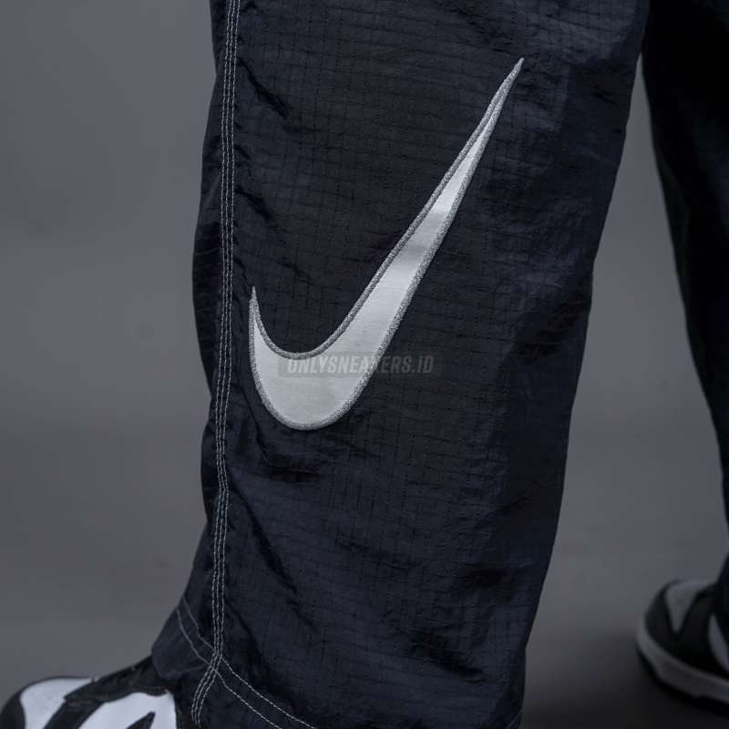 SUPREME X NIKE RIPSTOP TRACK PANT BLACK (100% AUTHENTIC)