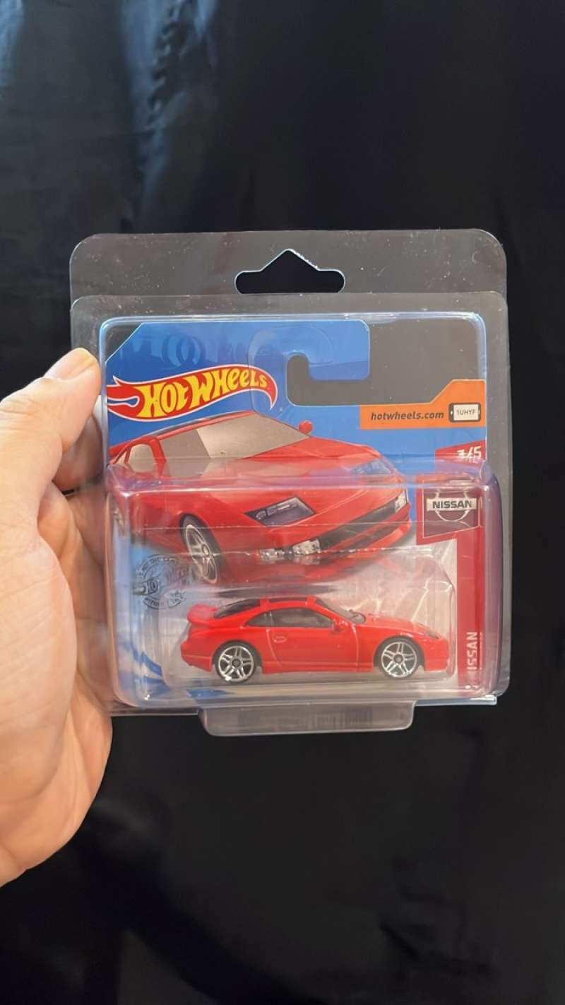 Hotwheels Nissan 300ZX Twin Turbo Merah Short Card Hot Wheels