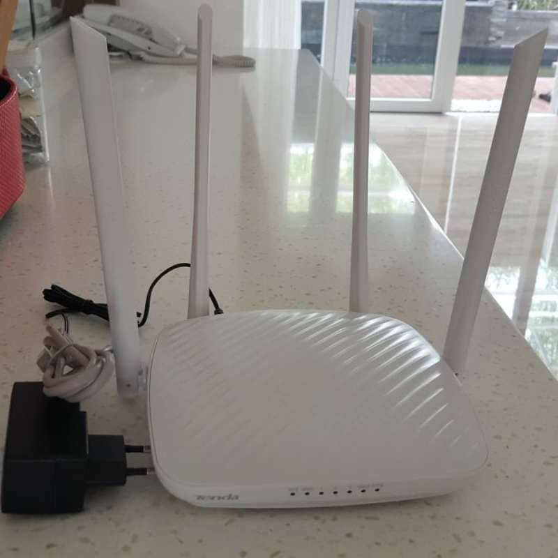 Promo Repeater Penguat Wifi 4 Antena 6db Signal Kuat tembus dinding
