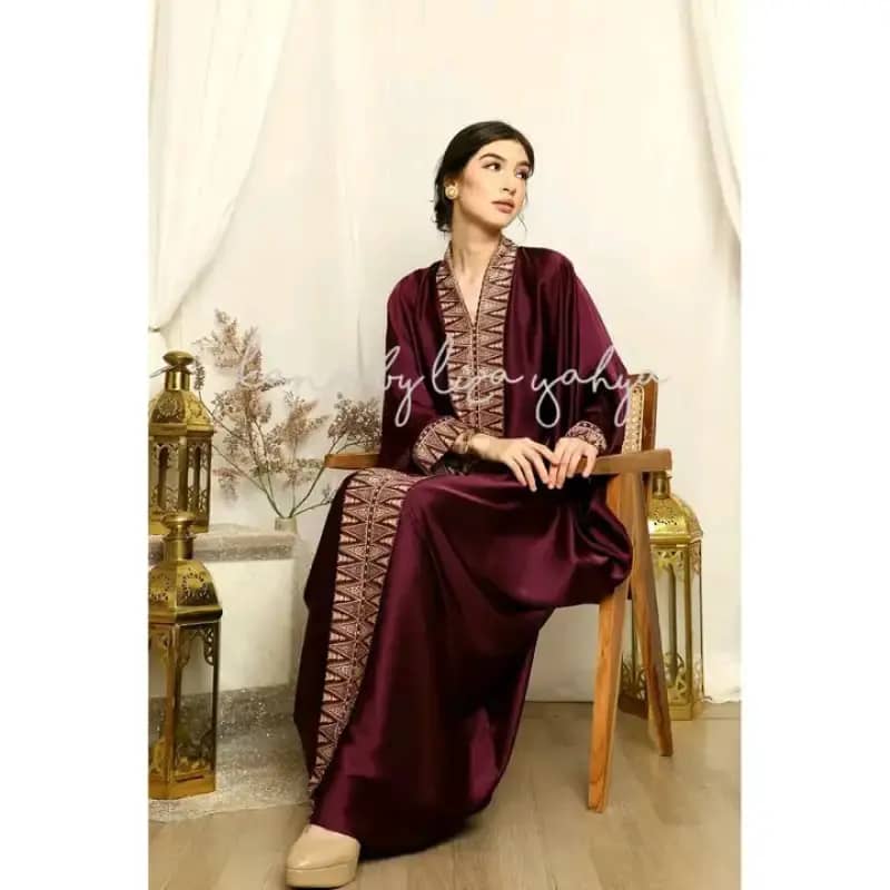 Warna Burgundy Ungu Burgundy Kaftan Jual Kaftan Burgundy Kaftan Modern Kaftan Premium Kaftan Warna Burgundy Ungu Burgundy Kaftan Jual Kaftan Burgundy Kaftan Modern Kaftan Premium Kaftan