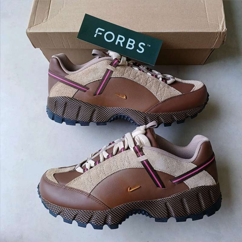 スニーカー Nike Air Humara LX Jacquemus Ale Brown Gold (W) Amazon.com: Nike Womens Air Humara LX WMNS DR0420 200