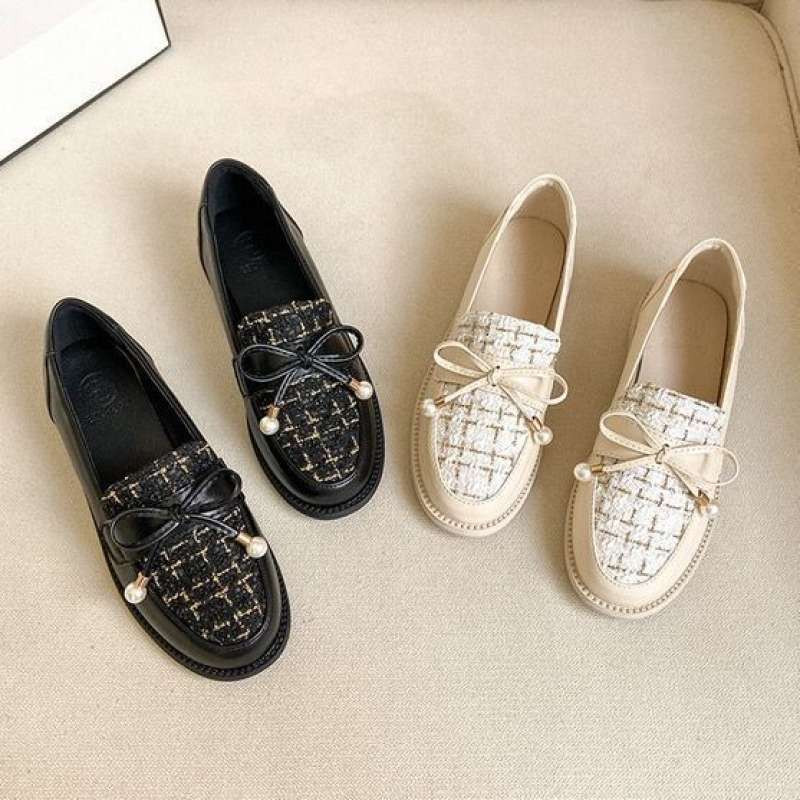 SEPATU WANITA PREMIUM LOAFER OXFORD FLAT SHOES FASHION KOREA SEPATU HITAM  KREM KEKINIAN KASUAL KERJA KANTOR HANGOUT CASUAL BRANDED MODIS ELEGAN TRENDY