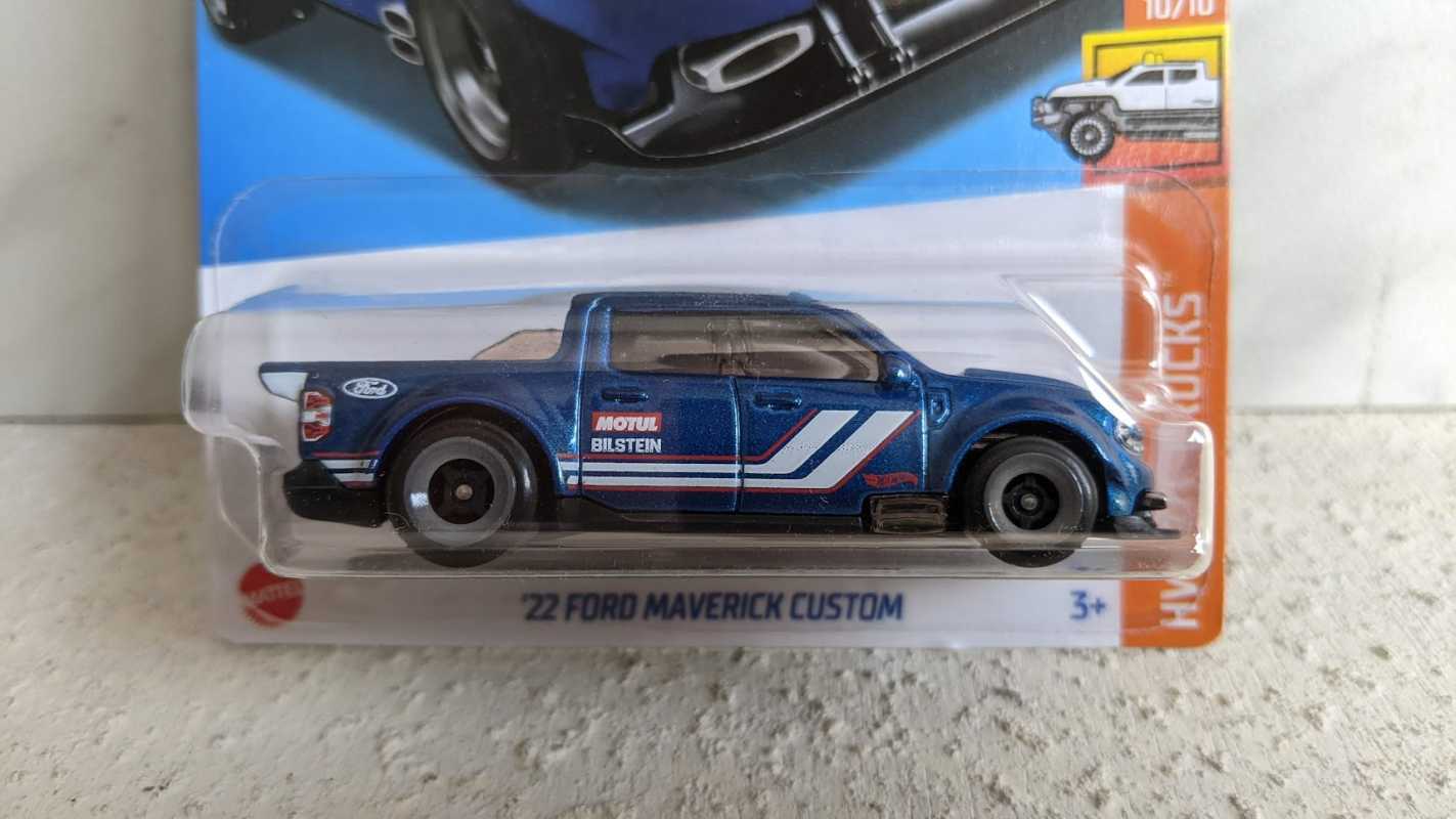 Hot Wheels 2024 Ford Maverick Custom Blu 1/64 - HW Hot Trucks 1st Edition