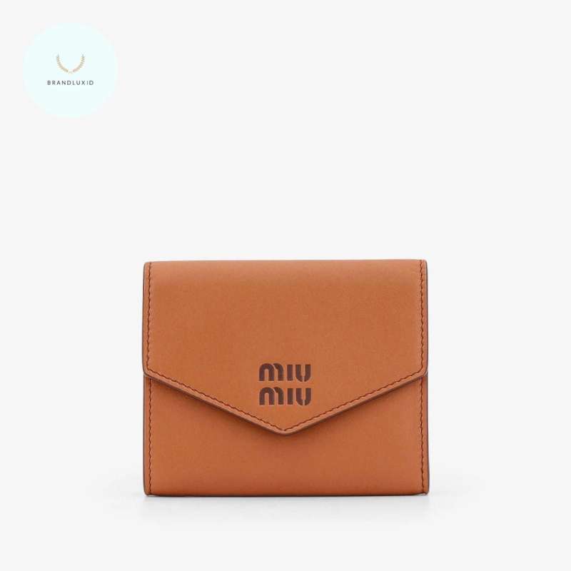 Jual Miu Miu Small Leather Wallet In Cognac & Black Di