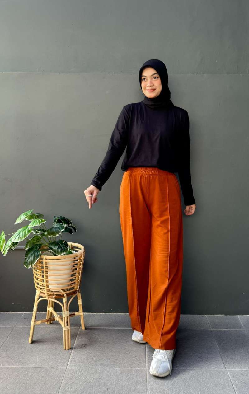 Ogizdagi kokraklar orasidagi fotosurat