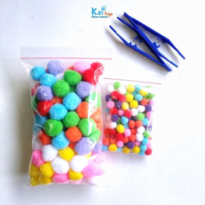 Jual Paket Pompom Lengkap - pompom 2 cm / pom pom 1 cm / tweezer / bola ...
