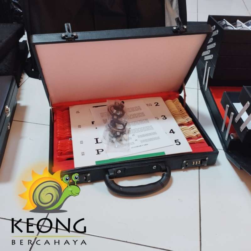 Promo Trial Lens Set Box Alat Periksa Mata Optik Model Koper Diskon 17