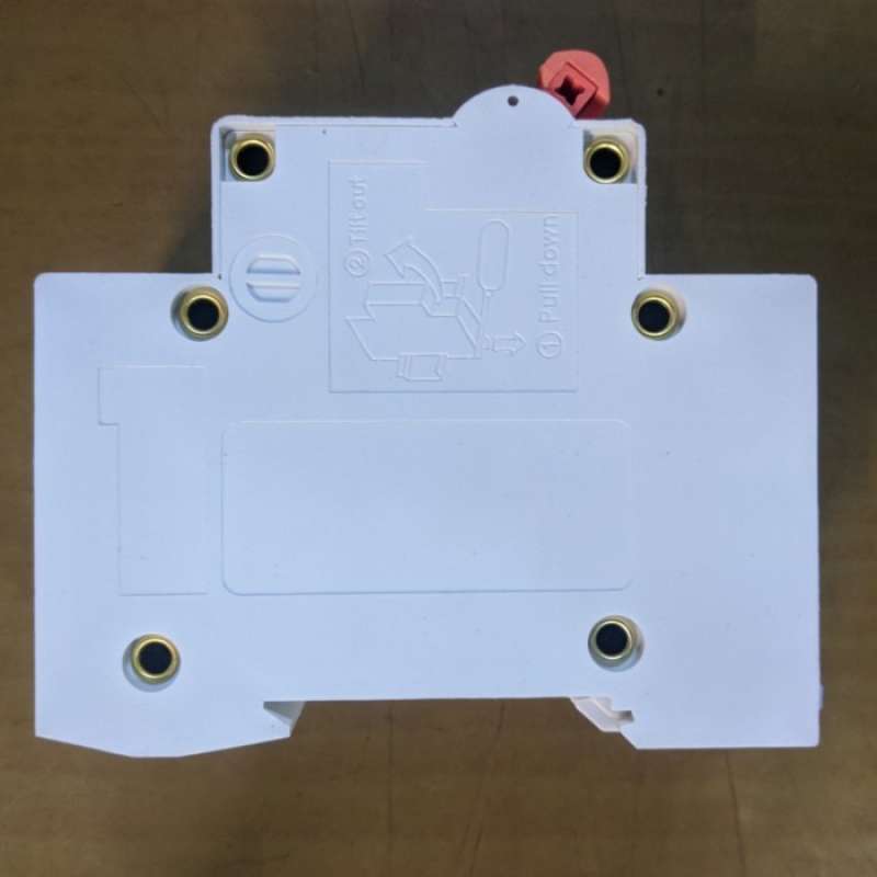 Solar Disconnect 1P DC Solar Circuit Breaker For Short Circuit And ...