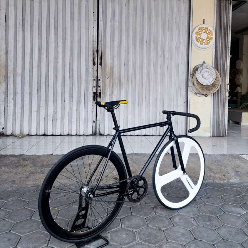 Dennos fixie store