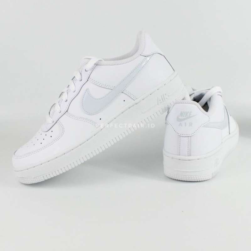 nike air force aura white