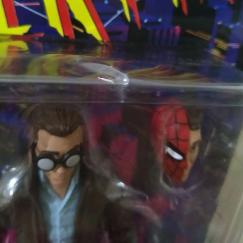 FIGURINE MARVEL LEGENDS Retro Collection Peter Parker Spiderman Spider