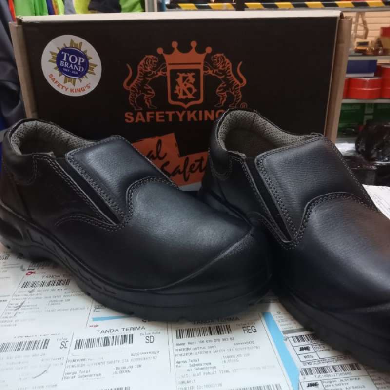 Jual Sepatu Safety Shoes Merek King' Type Kwd 807 X Hitam, 35