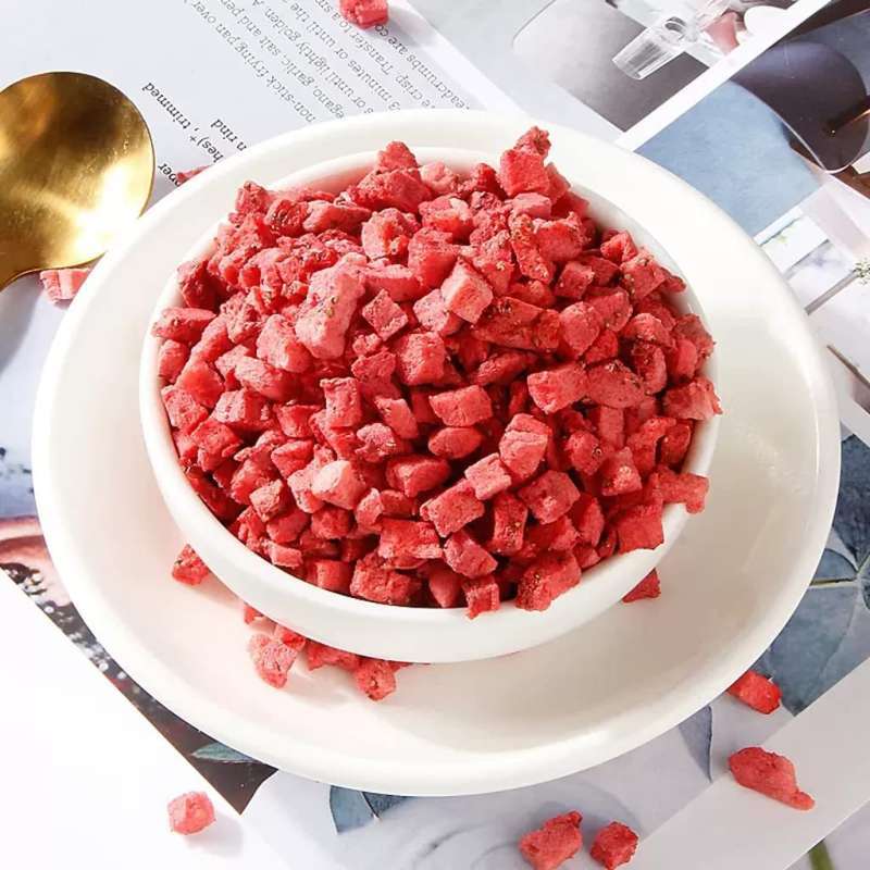 Jual Freeze Dried Fruit Strawberry Cube / Potongan Strawberry Kering 1 ...