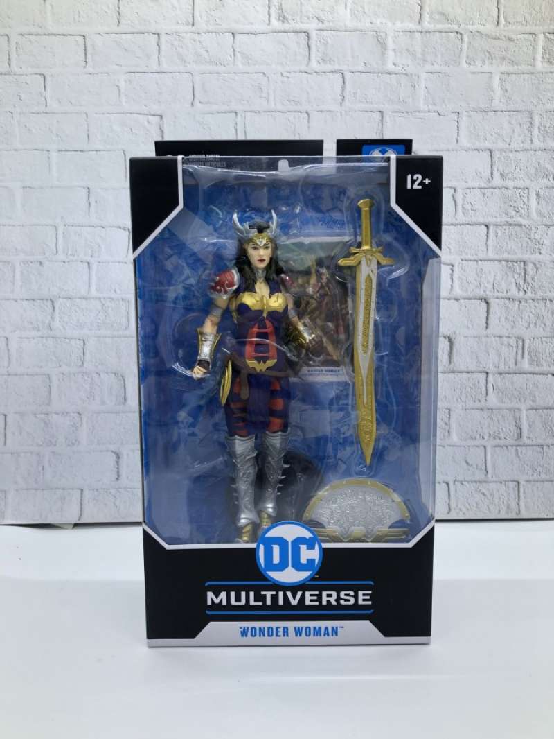 McFarlane DC Multiverse Statuetta Wonder Woman 17 Cm, Design Todd Gold Label, Con Spada E Scudo, 22 Punti Articolazione
